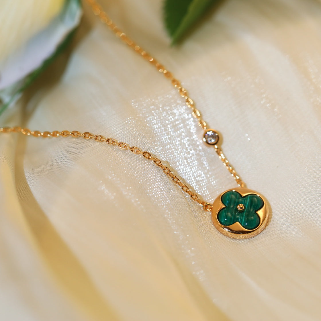 [Mystic Crown]SUN PEDANT PINK GOLD 1 DIAMOND NECKLACE