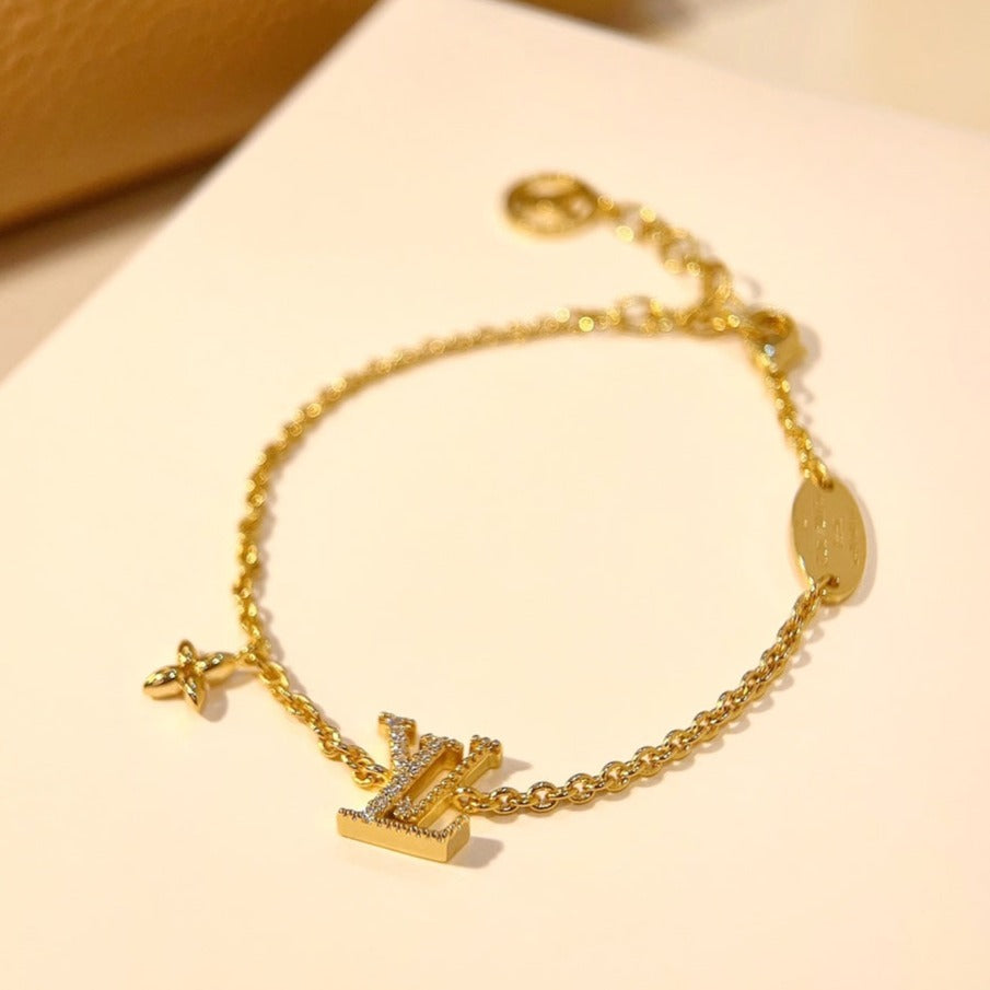 [Mystic Crown]LOGO STAR MOTIF GOLD BRACELET