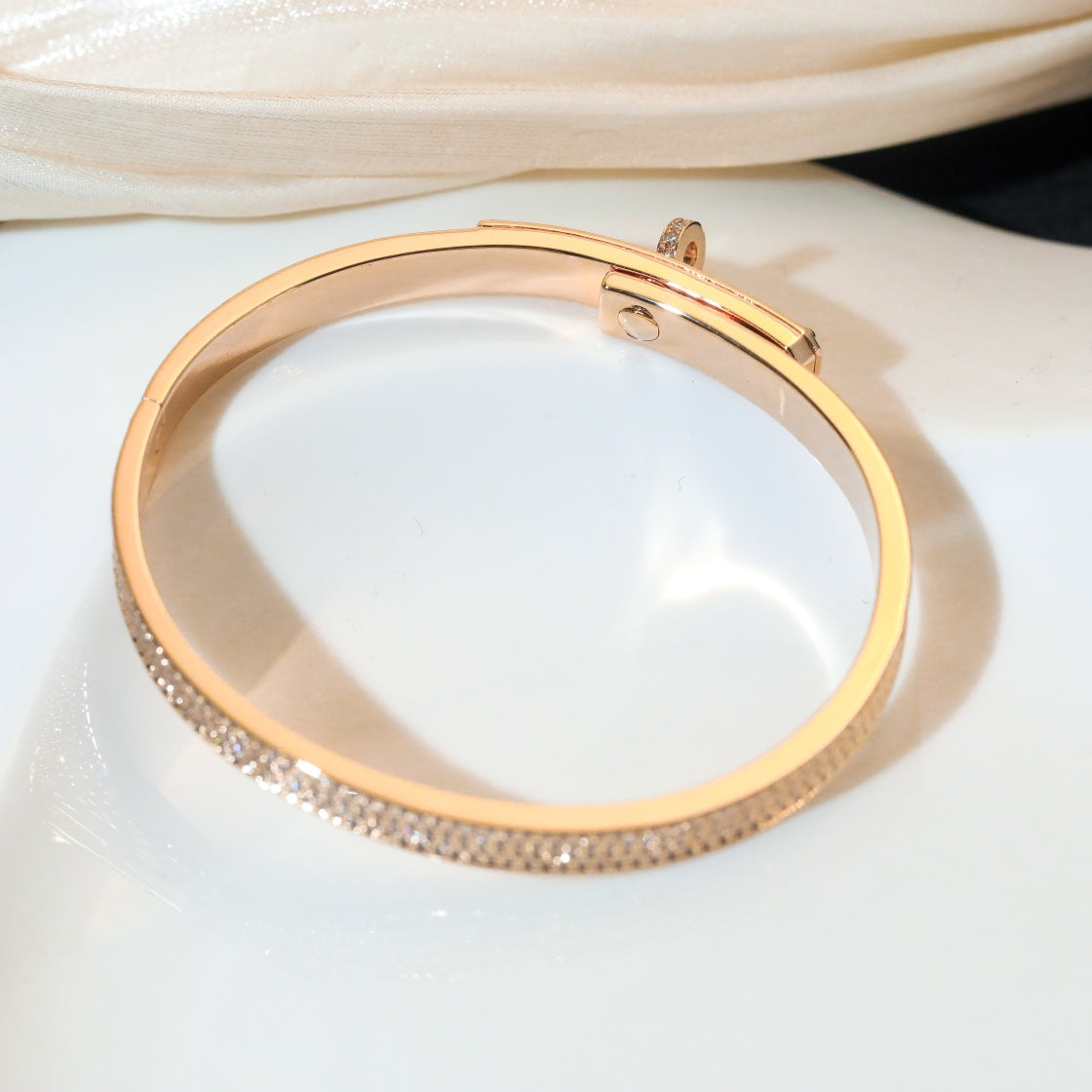 [Mystic Crown]KELLY BRACELET DIAMOND PAVED