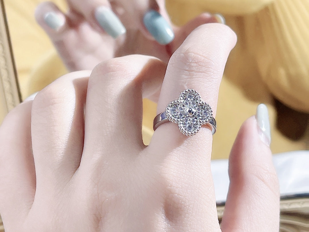 [Mystic Crown]CLOVER DIAMOND RING