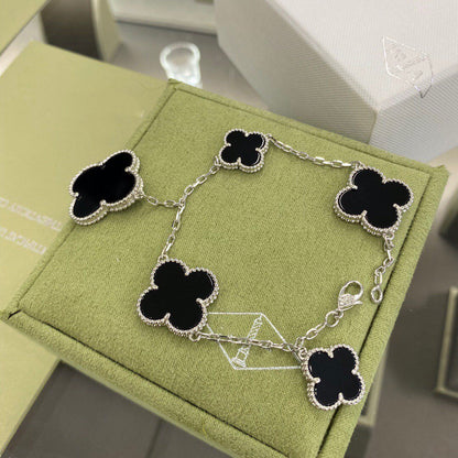 [Mystic Crown]CLOVER 5 MOTIFS SIVLER ONYX BRACELET