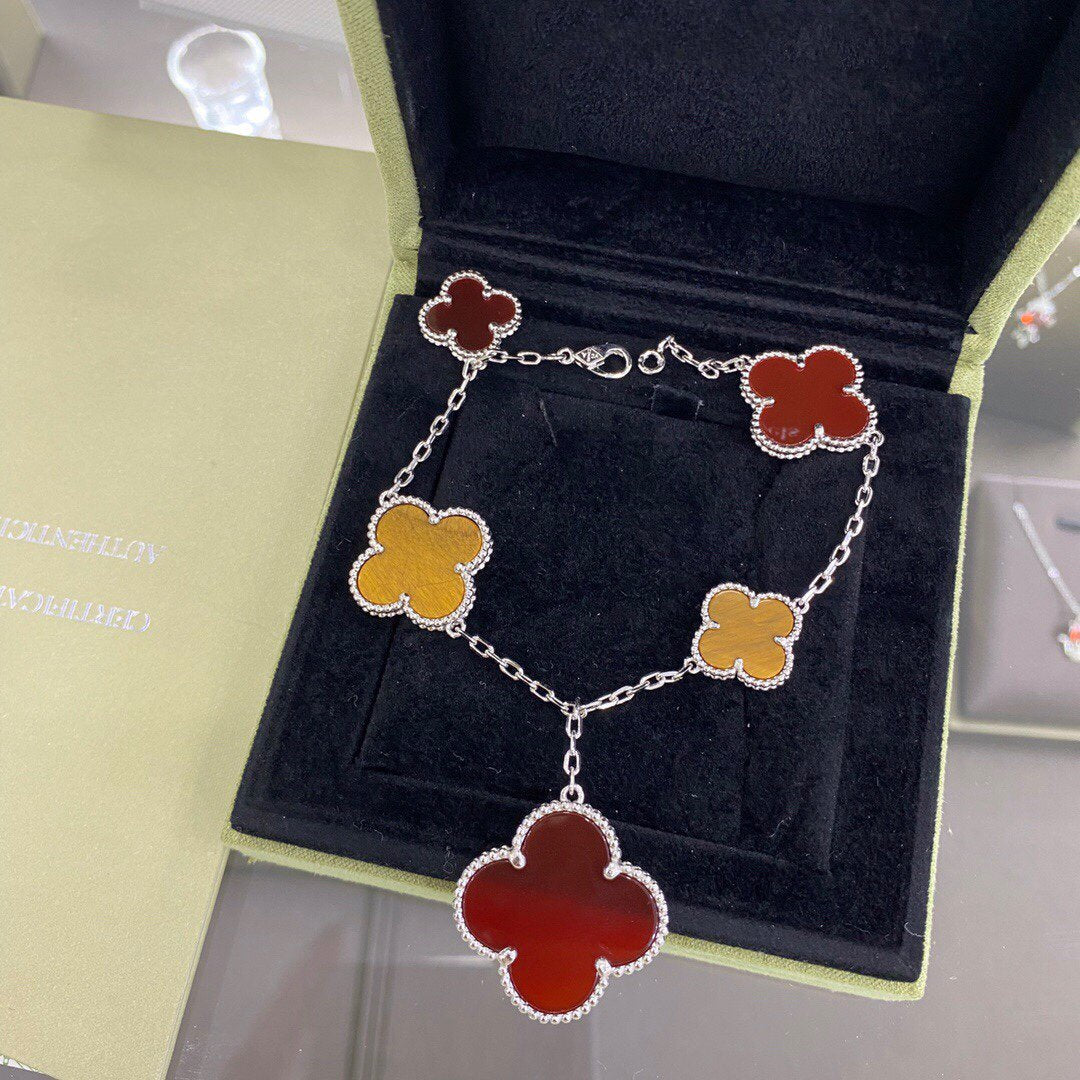 [Mystic Crown]CLOVER 5 MOTIFS SIVLER CARNELIAN TIGER EYE BRACELET