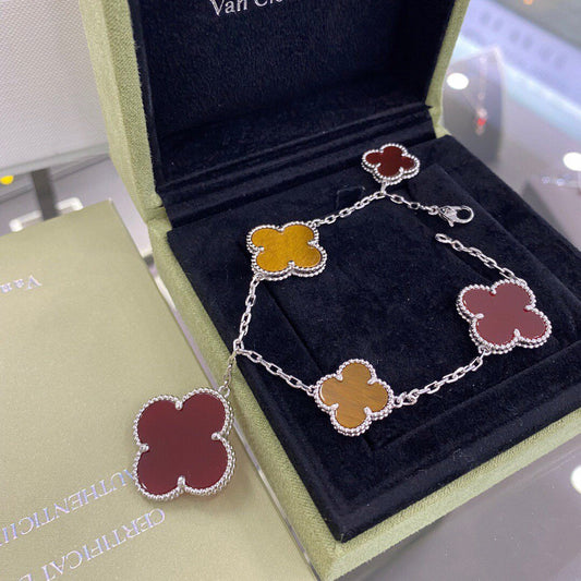 [Mystic Crown]CLOVER 5 MOTIFS SIVLER CARNELIAN TIGER EYE BRACELET