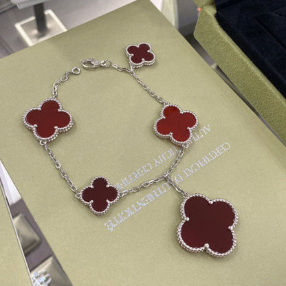 [Mystic Crown]CLOVER 5 MOTIFS SIVLER CARNELIAN BRACELET