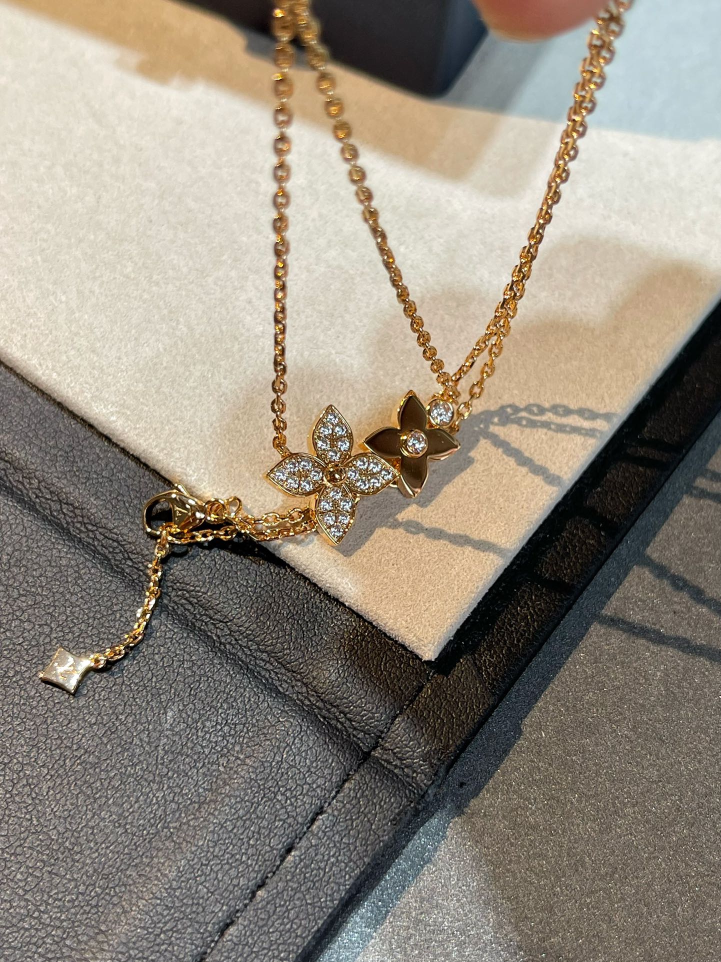 [Mystic Crown]STAR BLOSSOM NECKLACE PINK GOLD DIAMONDS