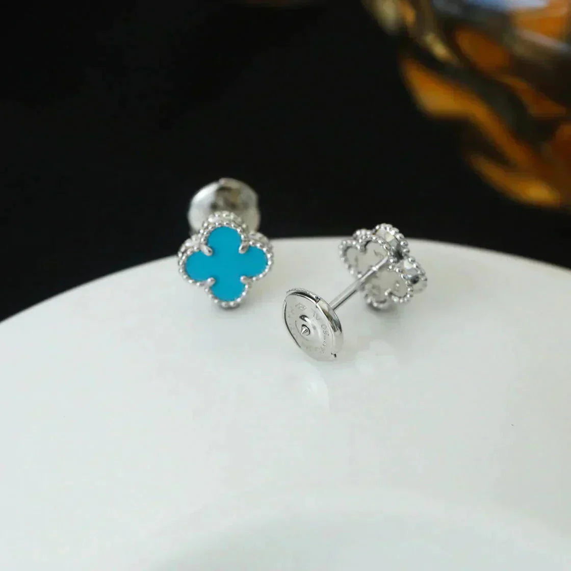 [Mystic Crown]CLOVER MINI 9.5MM ONYX STUD EARRINGS SILVER