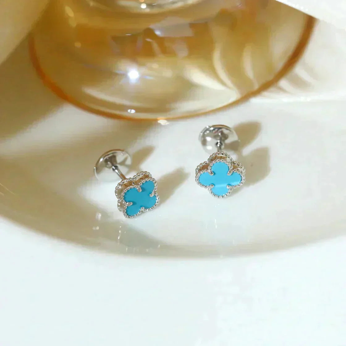 [Mystic Crown]CLOVER MINI 9.5MM ONYX STUD EARRINGS SILVER