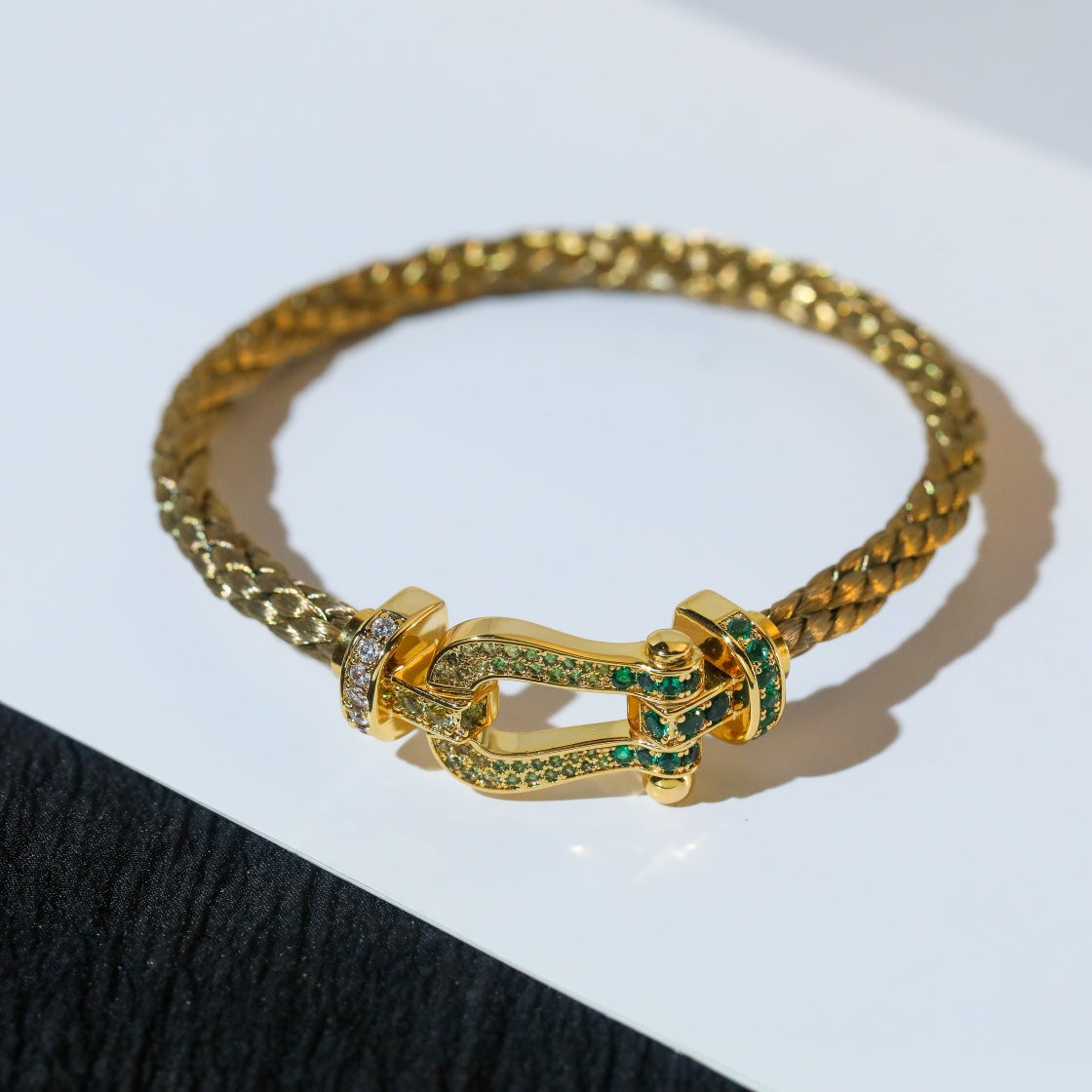 [Mystic Crown]FORCE 10 GOLD GREEN DIAMOND PAVED