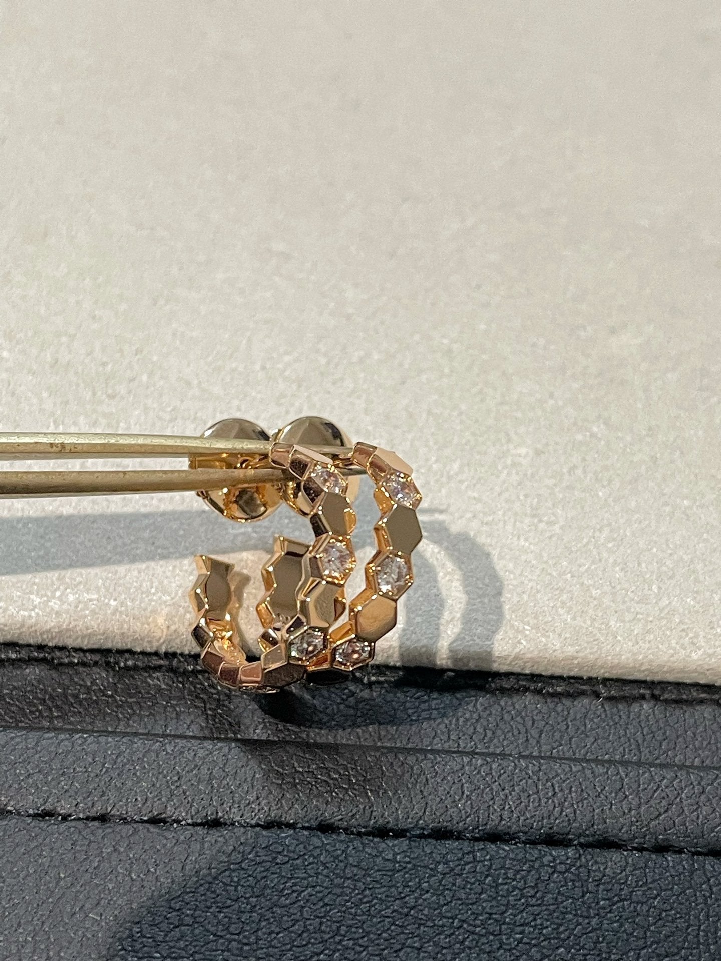 [Mystic Crown]Hollow Design Four-Leaf Clover Flower Shape Ring