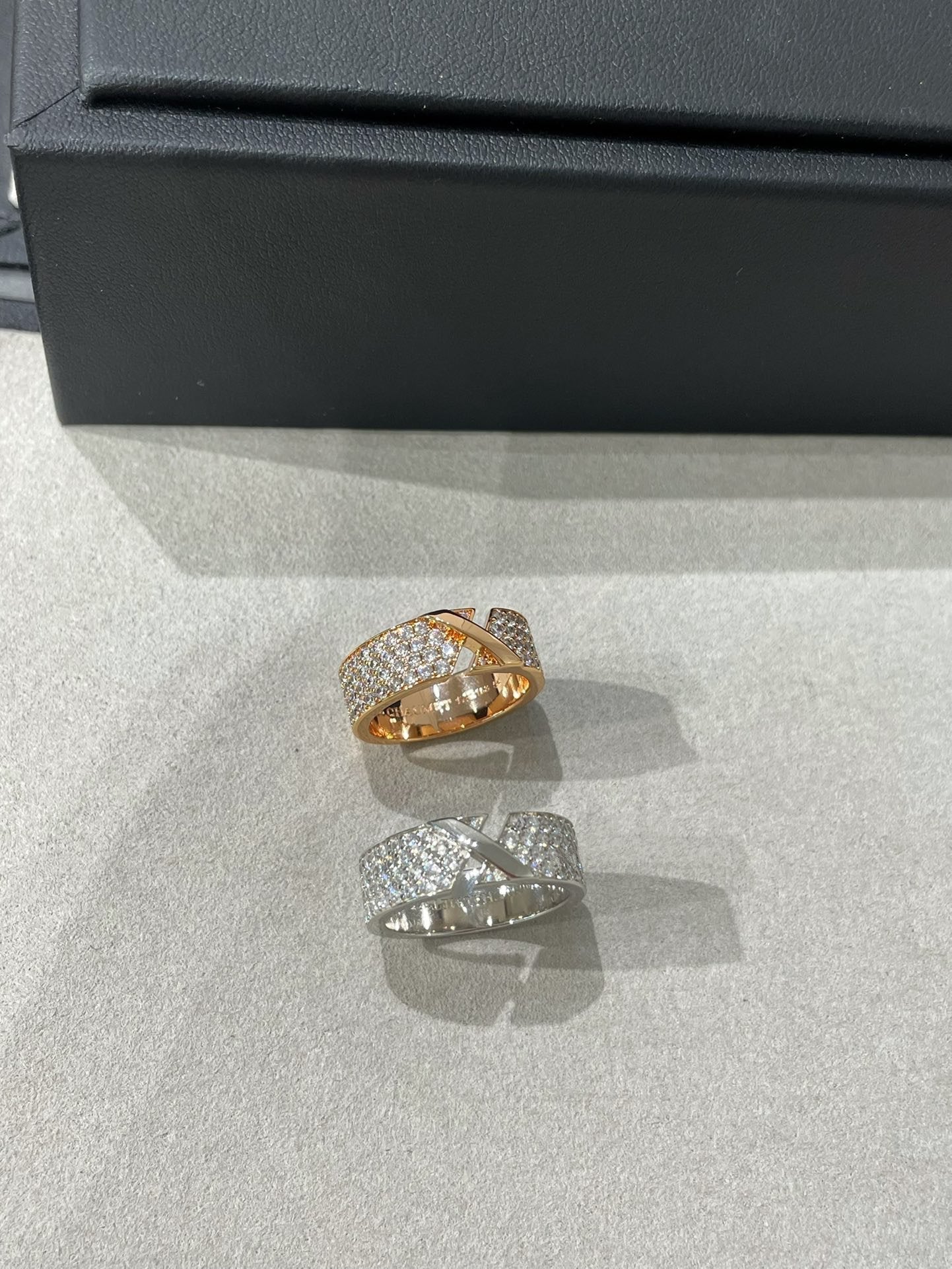 [Mystic Crown]LIENS EVIDENCE  DIAMOND PAVED RING