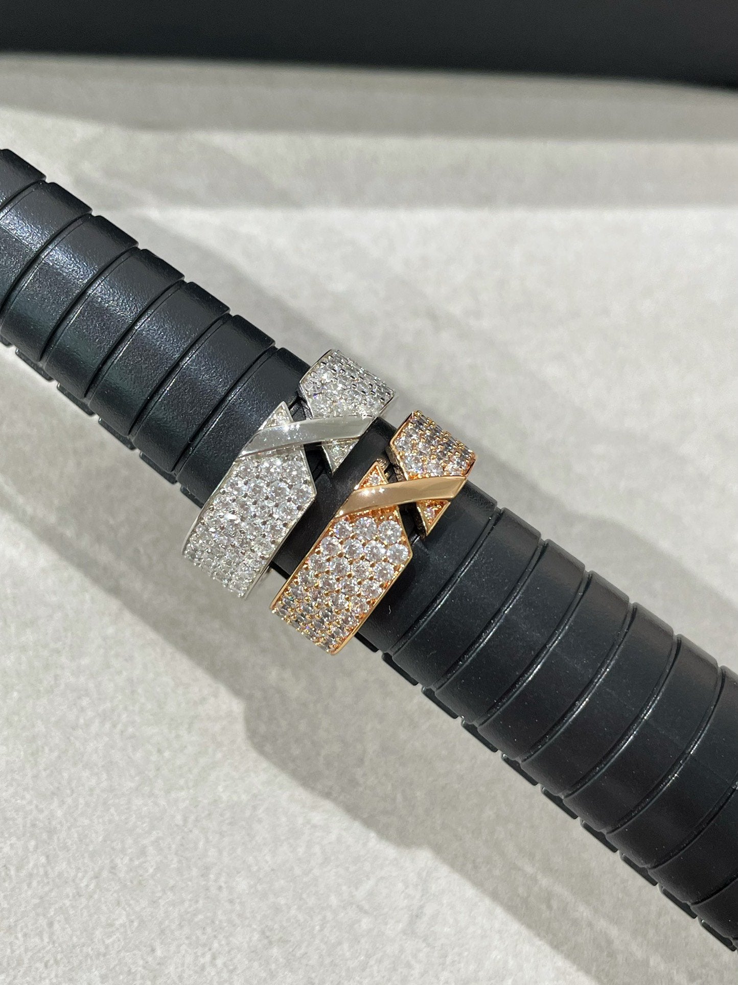[Mystic Crown]LIENS EVIDENCE  DIAMOND PAVED RING
