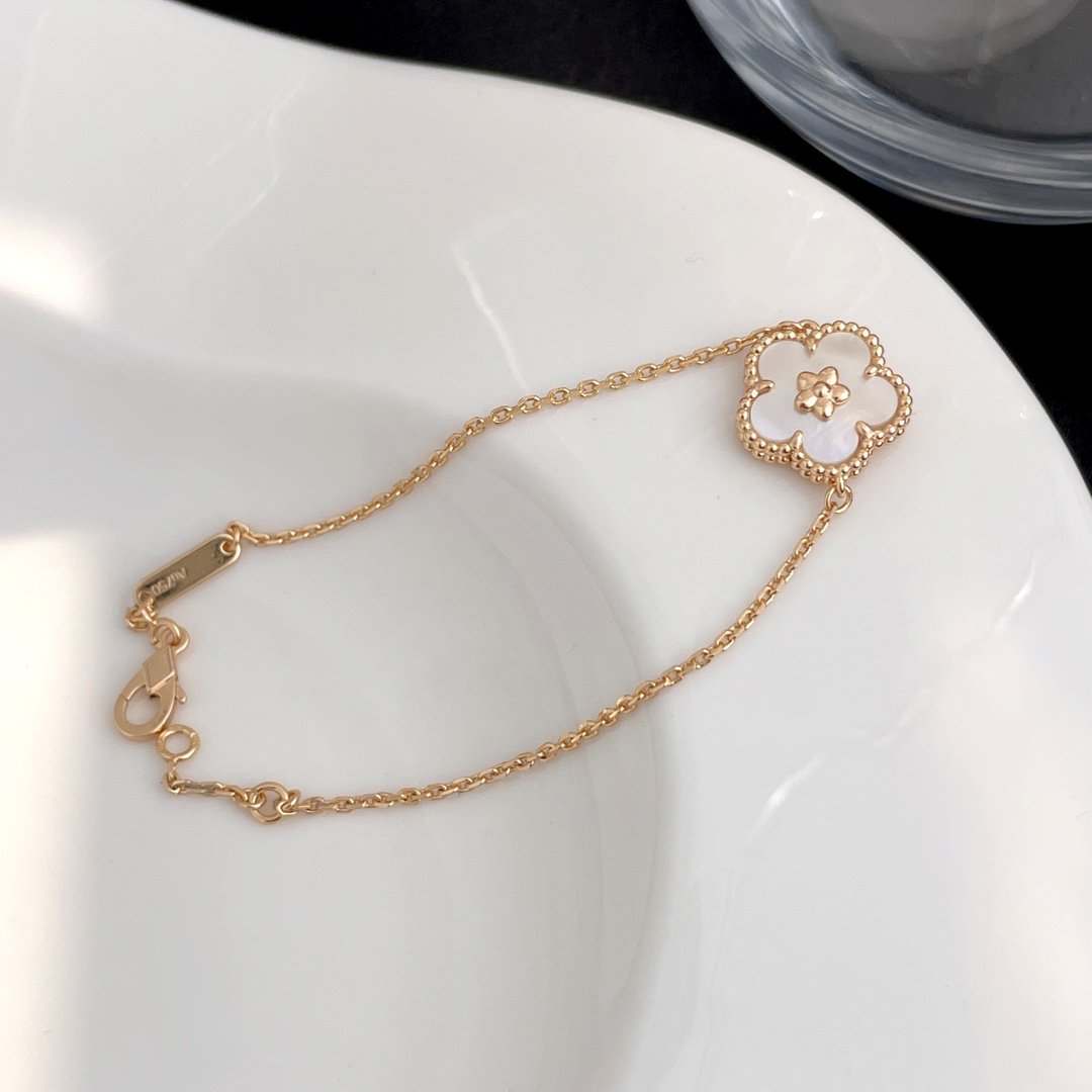 [Mystic Crown]LUCKY SPRING ROSE GOLD MOP BRACELET