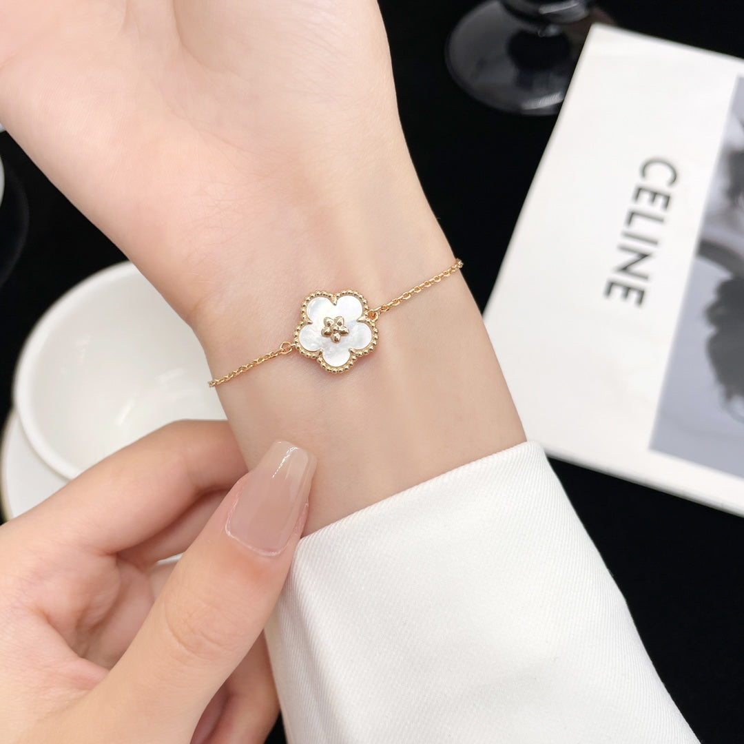 [Mystic Crown]LUCKY SPRING ROSE GOLD MOP BRACELET