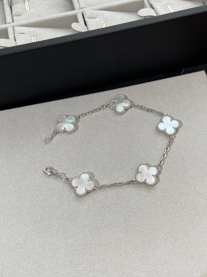 [Mystic Crown]CLOVER SILVER MOP 5 MOTIF BRACELET
