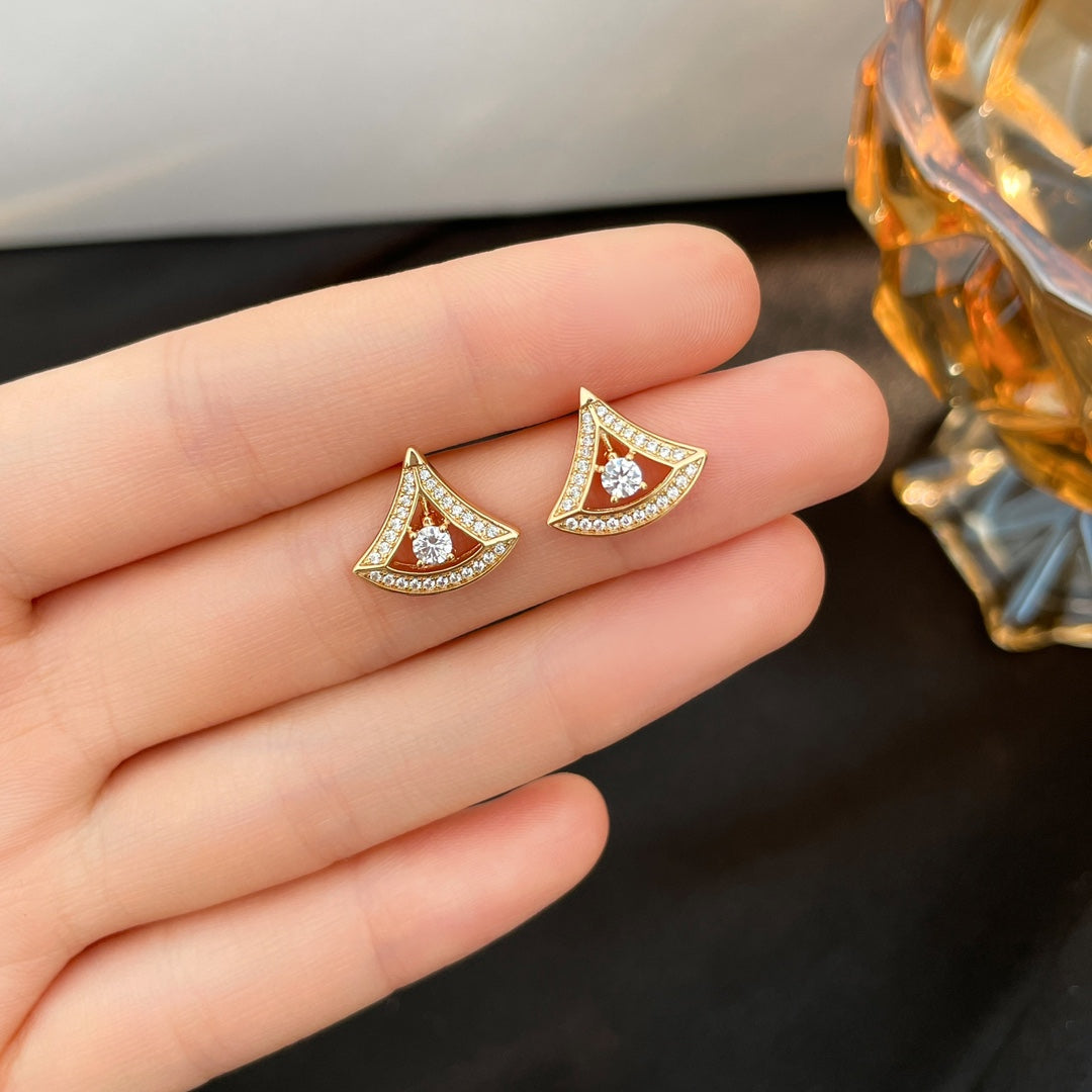 [Mystic Crown]DREAM MINI DIAMOND STUD EARRINGS