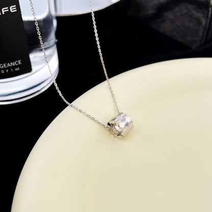 [Mystic Crown]BEE MINI PEDANT DIAMOND NECKLACE