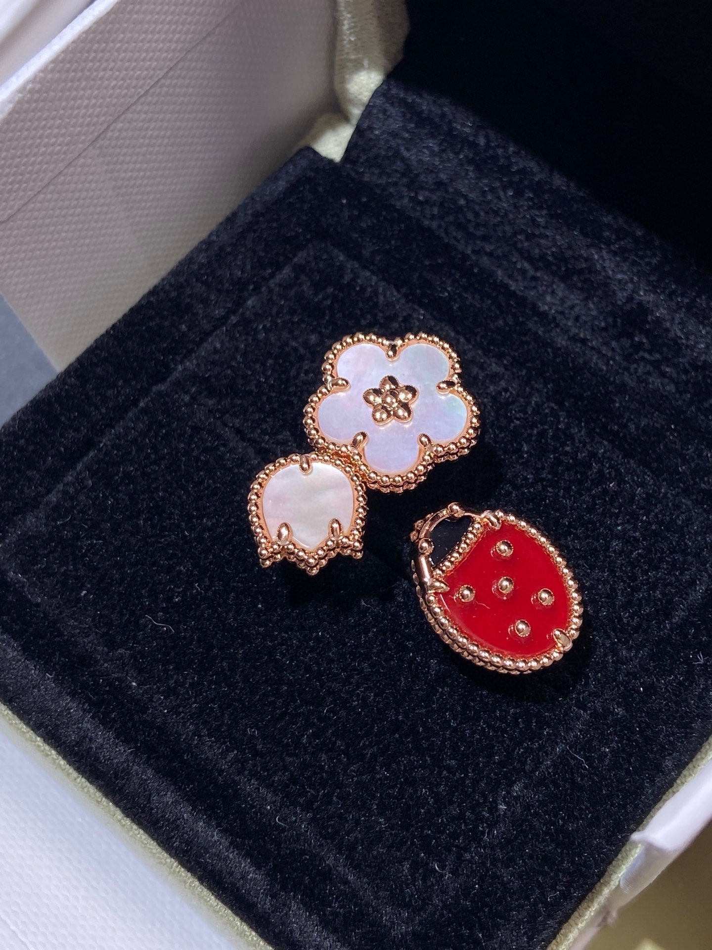 [Mystic Crown]LUCKY 3 MOTIF ROSE GOLD RING