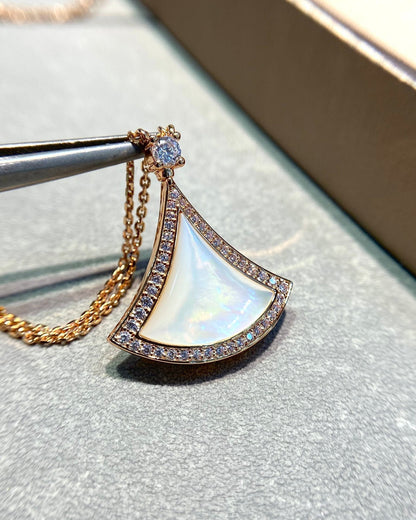 [Mystic Crown]DREAM MOP DIAMOND PAVED PINK GOLD NECKLACE