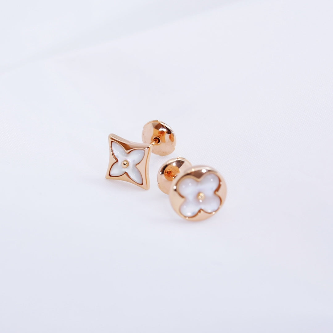 [Mystic Crown]STAR AND SUN PINK GOLD MOP STUD EARRINGS