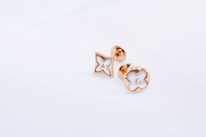 [Mystic Crown]STAR AND SUN PINK GOLD MOP STUD EARRINGS