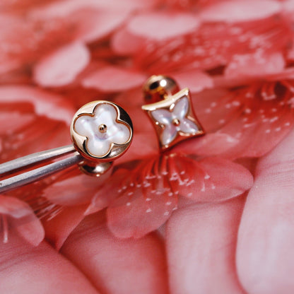 [Mystic Crown]STAR AND SUN PINK GOLD MOP STUD EARRINGS
