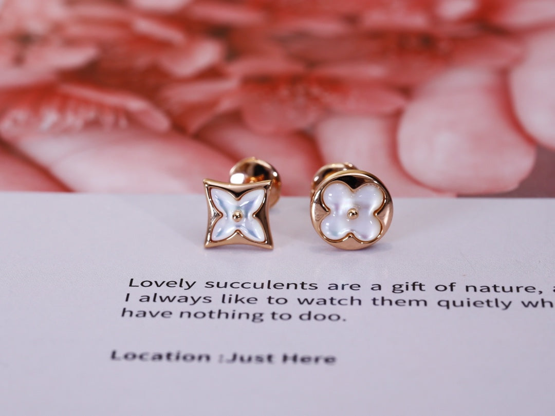 [Mystic Crown]STAR AND SUN PINK GOLD MOP STUD EARRINGS