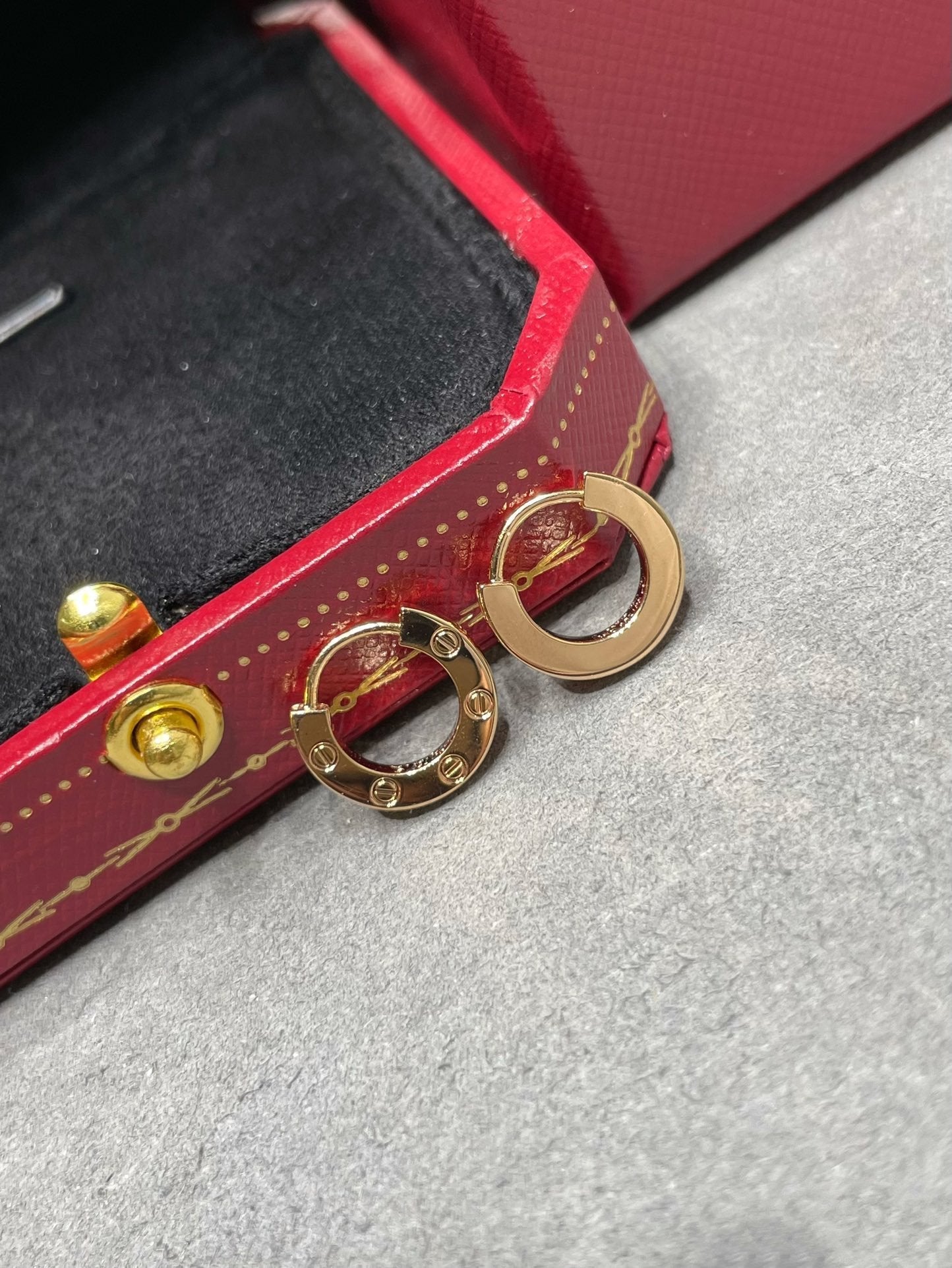 [Mystic Crown]LOVE MINI EARRINGS