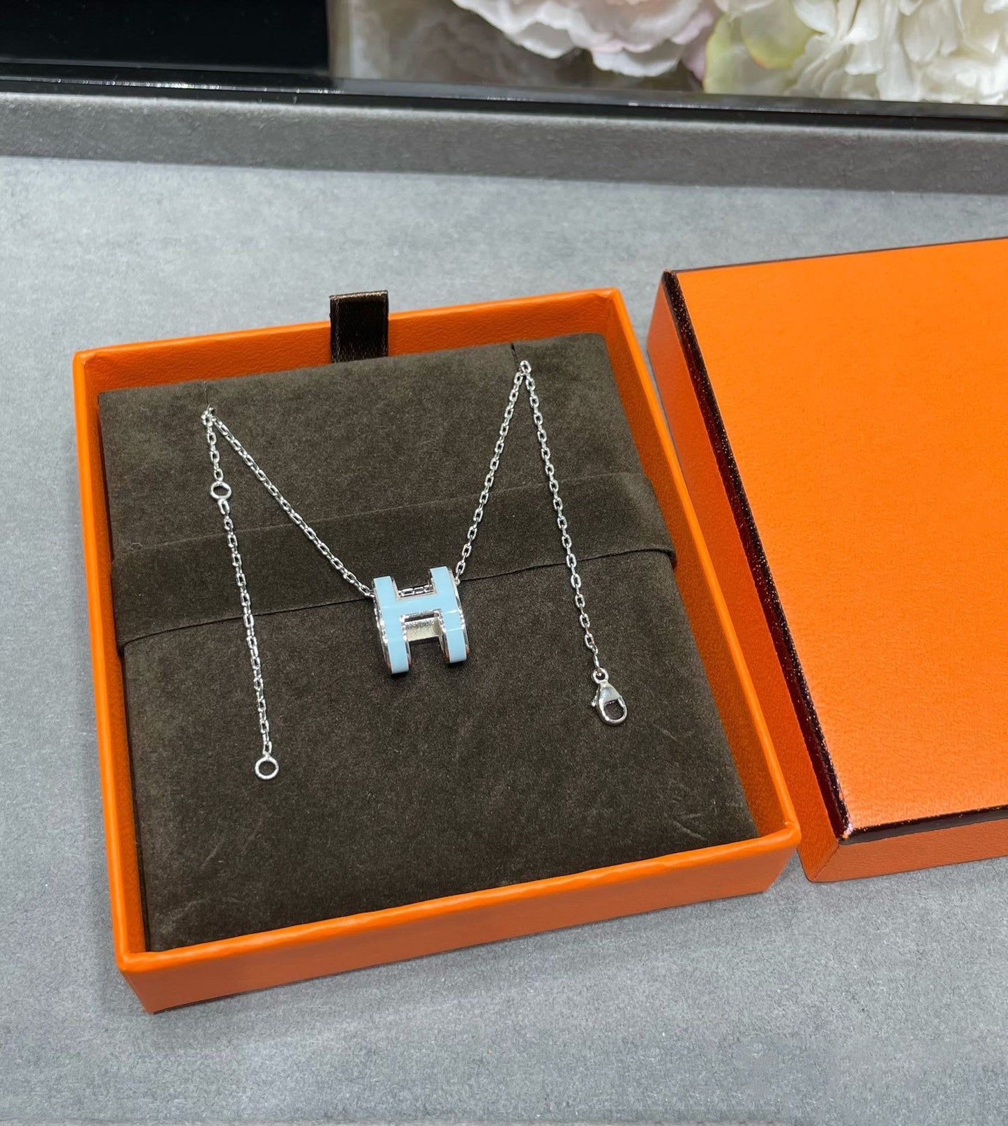 [Mystic Crown]POP H SKY BLUE NECKLACE