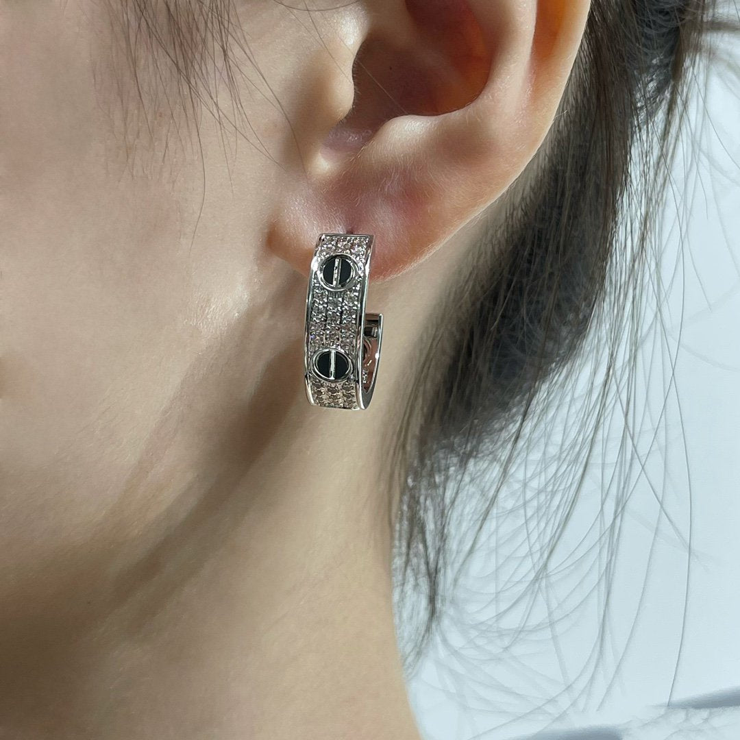 [Mystic Crown]LOVE CERAMIC DIAMOND PAVED SILVER EARRINGS