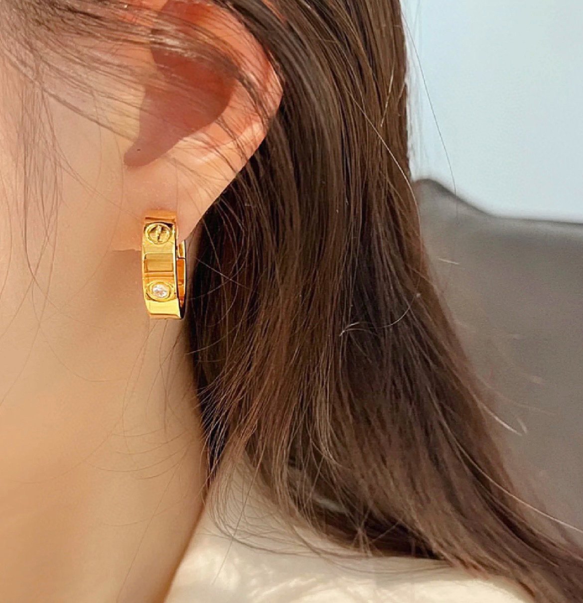 [Mystic Crown]LOVE 5.5MM 1 DIAMOND EARRINGS
