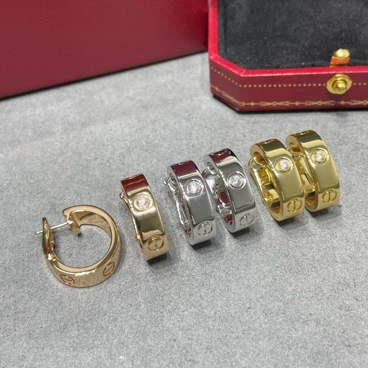 [Mystic Crown]LOVE 5.5MM 1 DIAMOND EARRINGS