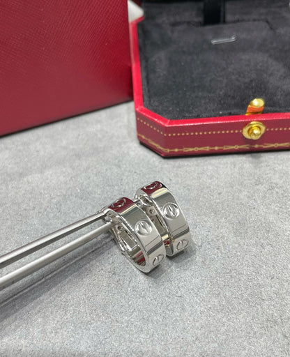[Mystic Crown]LOVE 5.5MM EARRINGS