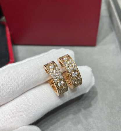 [Mystic Crown]LOVE 5.5MM DIAMOND PAVED EARRINGS