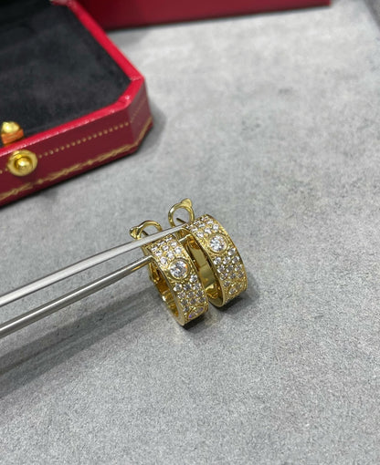 [Mystic Crown]LOVE 5.5MM DIAMOND PAVED EARRINGS