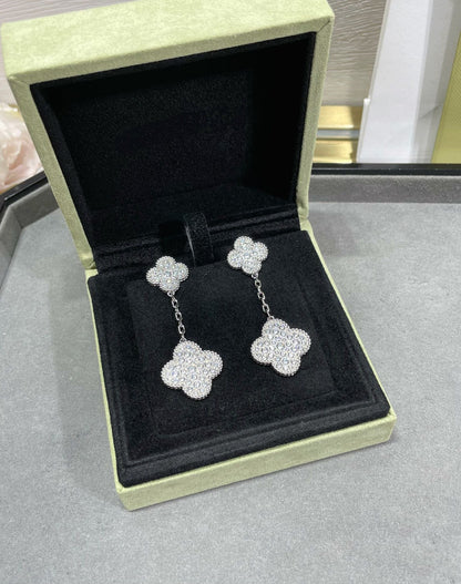 [Mystic Crown]CLOVER 2 MOTIFS DIAMOND PAVED SILVER EARRINGS
