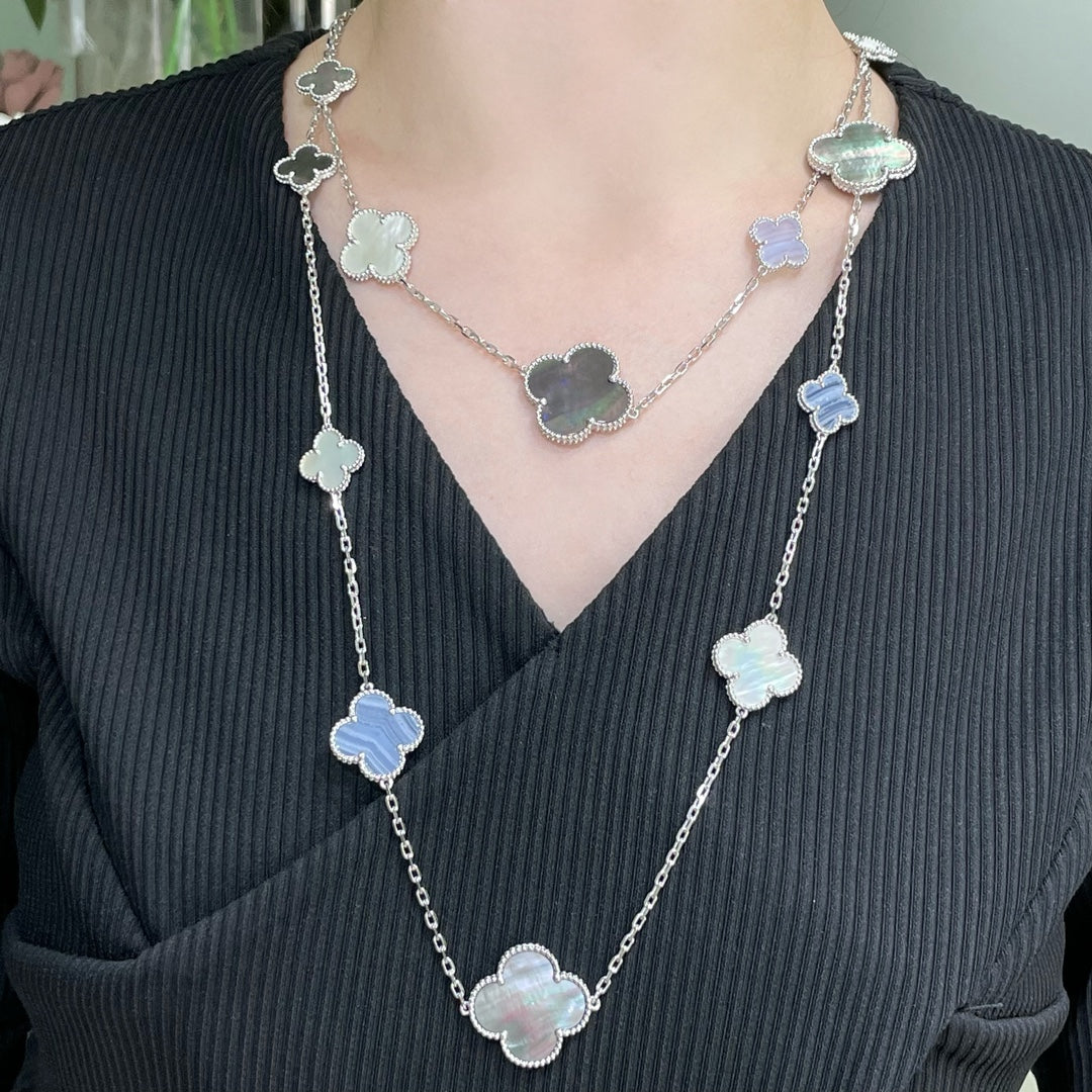 [Mystic Crown]CLOVER 16 MOTIF CHALCEDONY MOP SILVER NECKLACE