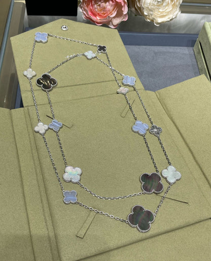 [Mystic Crown]CLOVER 16 MOTIF CHALCEDONY MOP SILVER NECKLACE