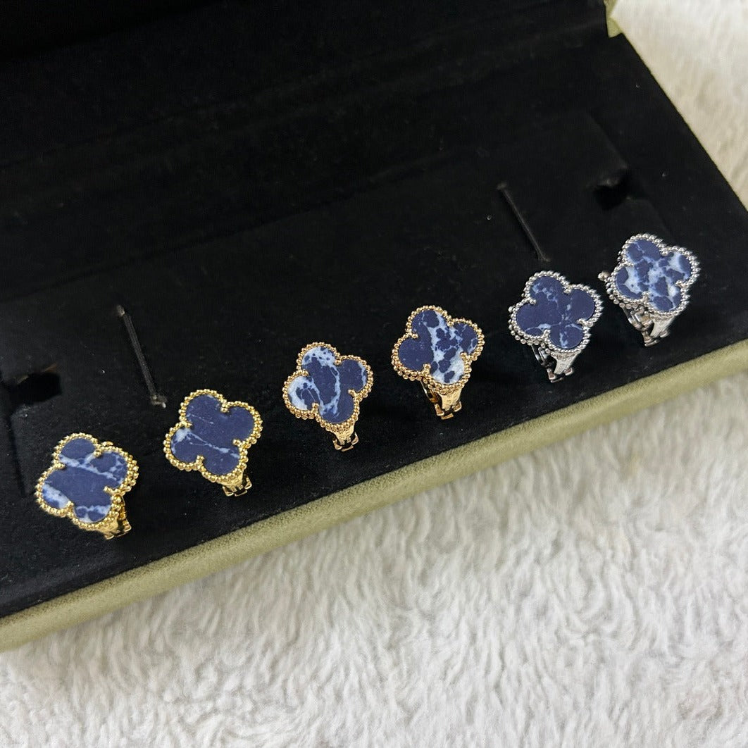 [Mystic Crown]CLOVER PIETERSITE MEDIUM STUD EARRINGS