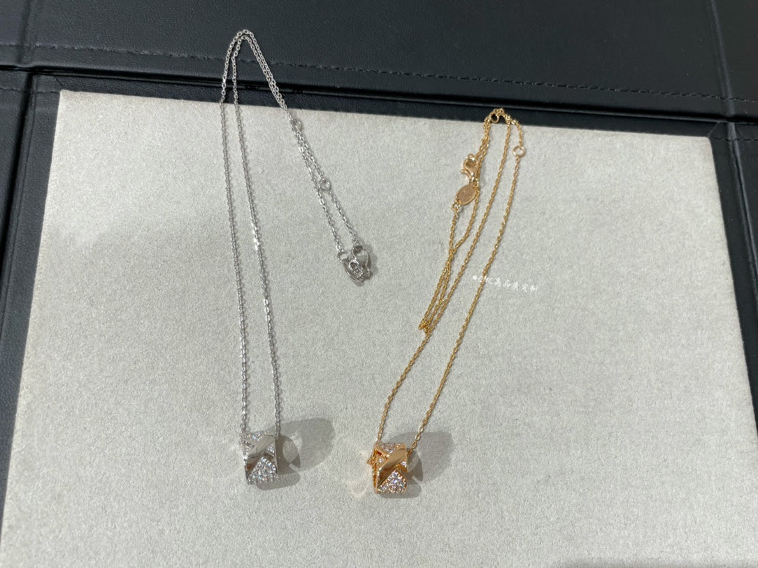 [Mystic Crown]LIENS EVIDENCE DIAMOND PAVED NECKLACE