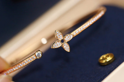 [Mystic Crown]IDYLLE PINK GOLD OPEN BRACELET DIAMOND PAVED