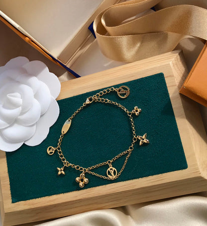 [Mystic Crown]BLOOMING PINK GOLD MOP BRACELET