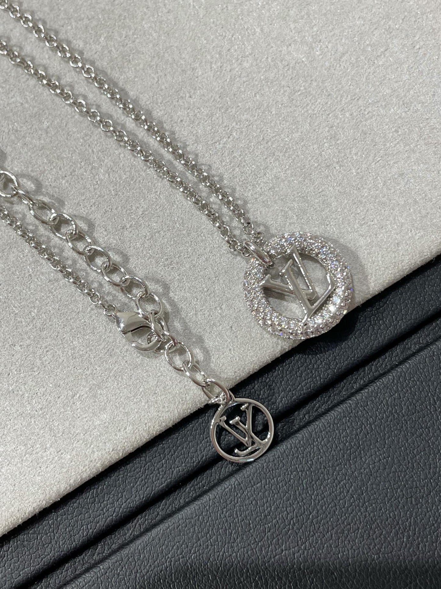 [Mystic Crown]BY NIGHT DIAMOND PAVED NECKLACE