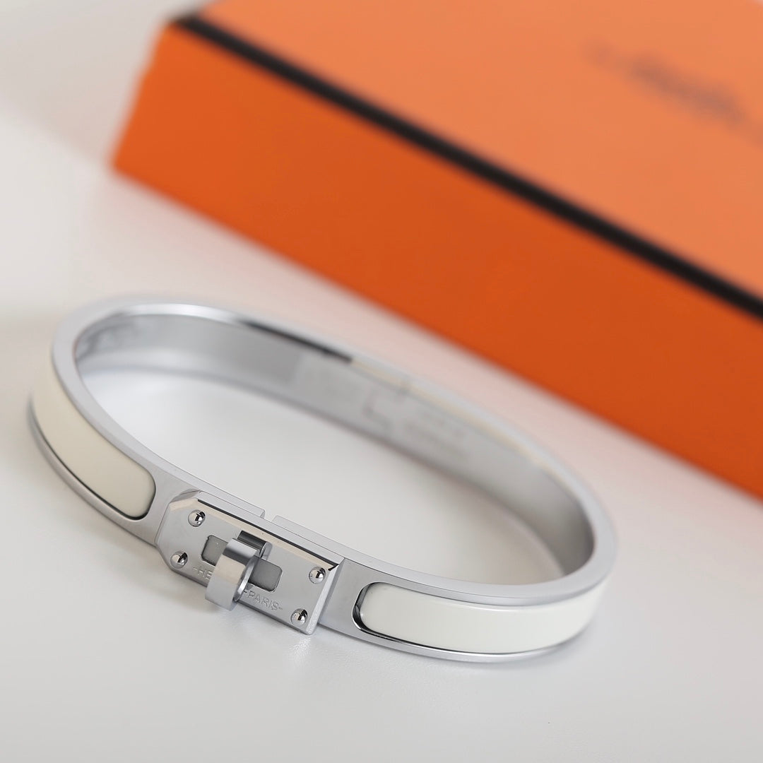 [Mystic Crown]HM KELLY WHITE BRACELET