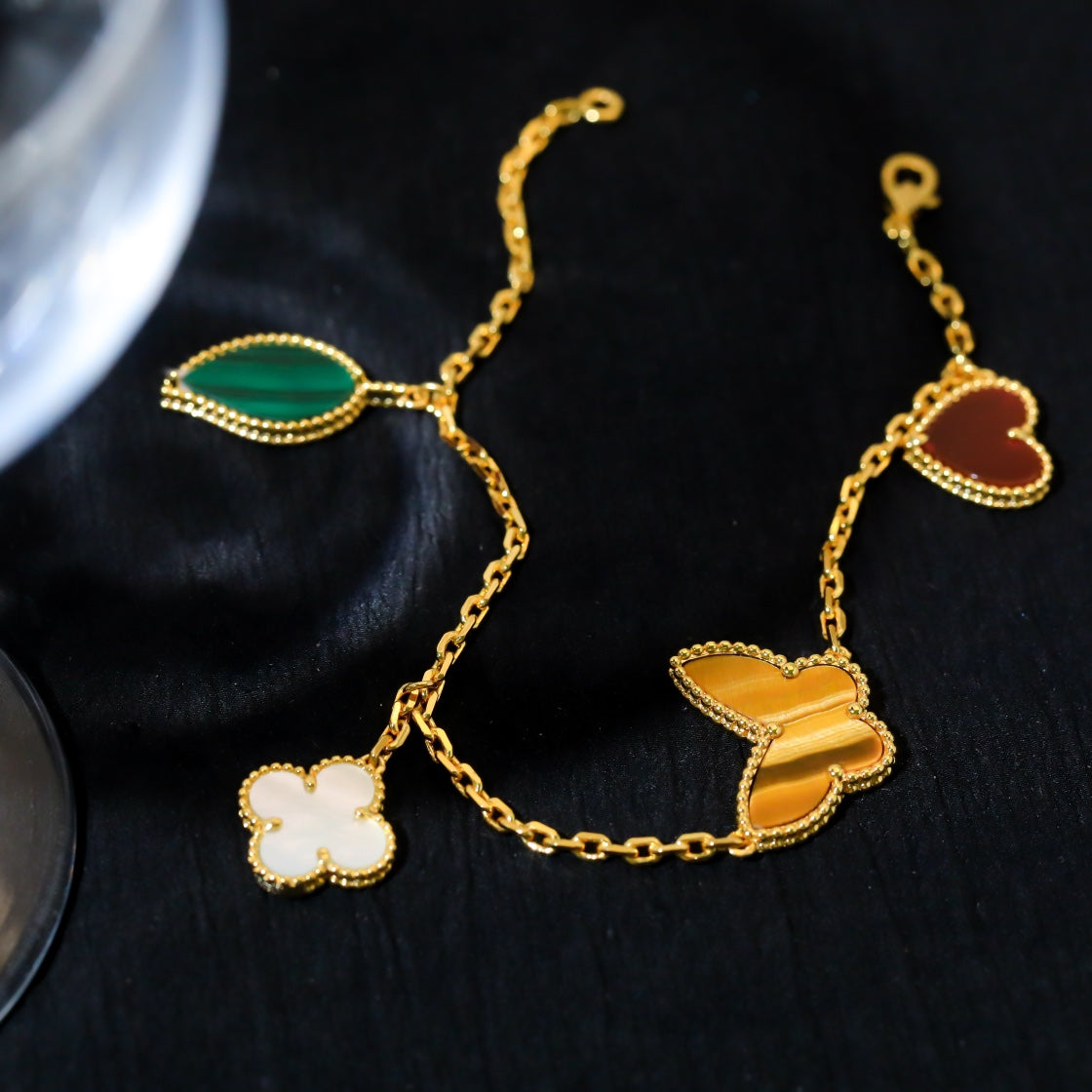 [Mystic Crown]LUCKY SPRING 5 MOTIF GOLD BRACELET