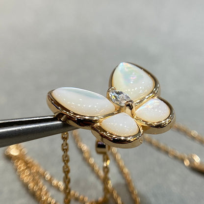 [Mystic Crown]BUTTERFLY MOP DIAMOND NECKLACE