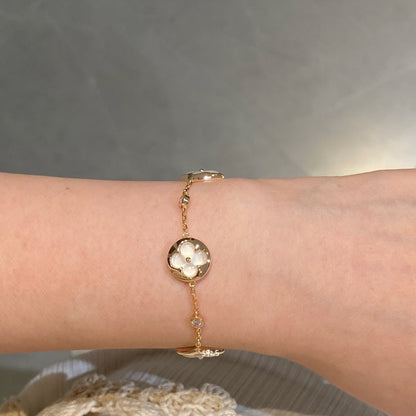 [Mystic Crown]STAR AND SUN 4 MOTIF WHITE MOP PINK GOLD BRACELET