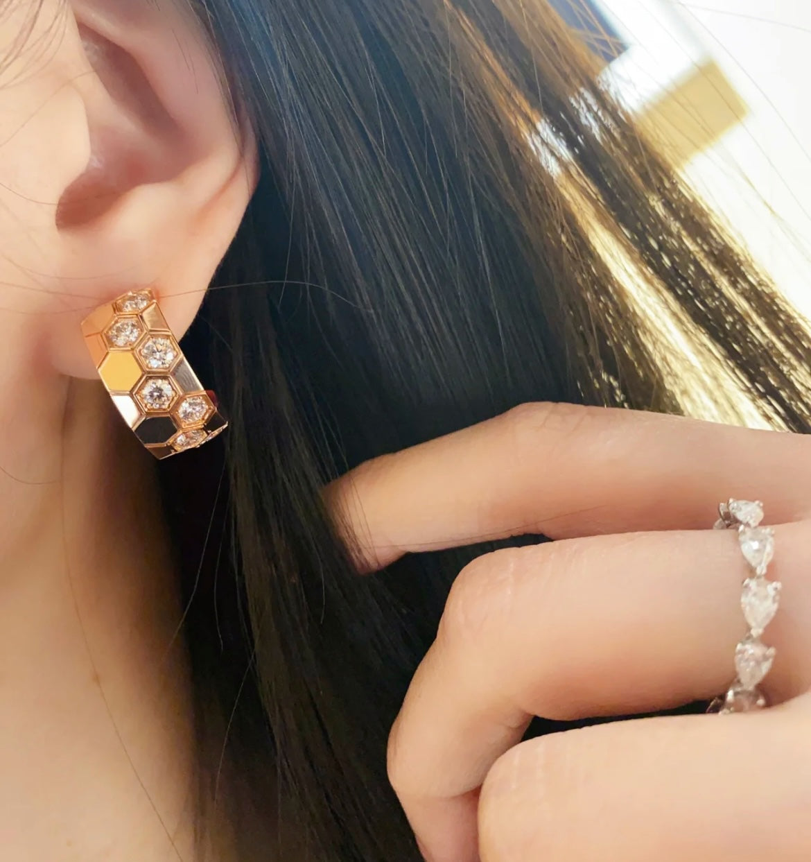 [Mystic Crown]BEE LOVE DIAMOND HOOP EARRINGS