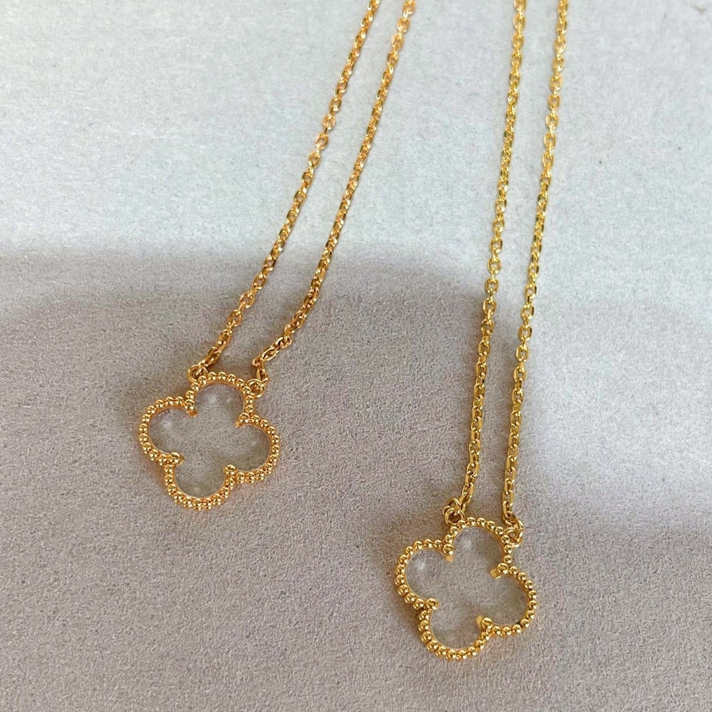 [Mystic Crown]CLOVER ROCK CRYSTAL ROSE GOLD NECKLACE