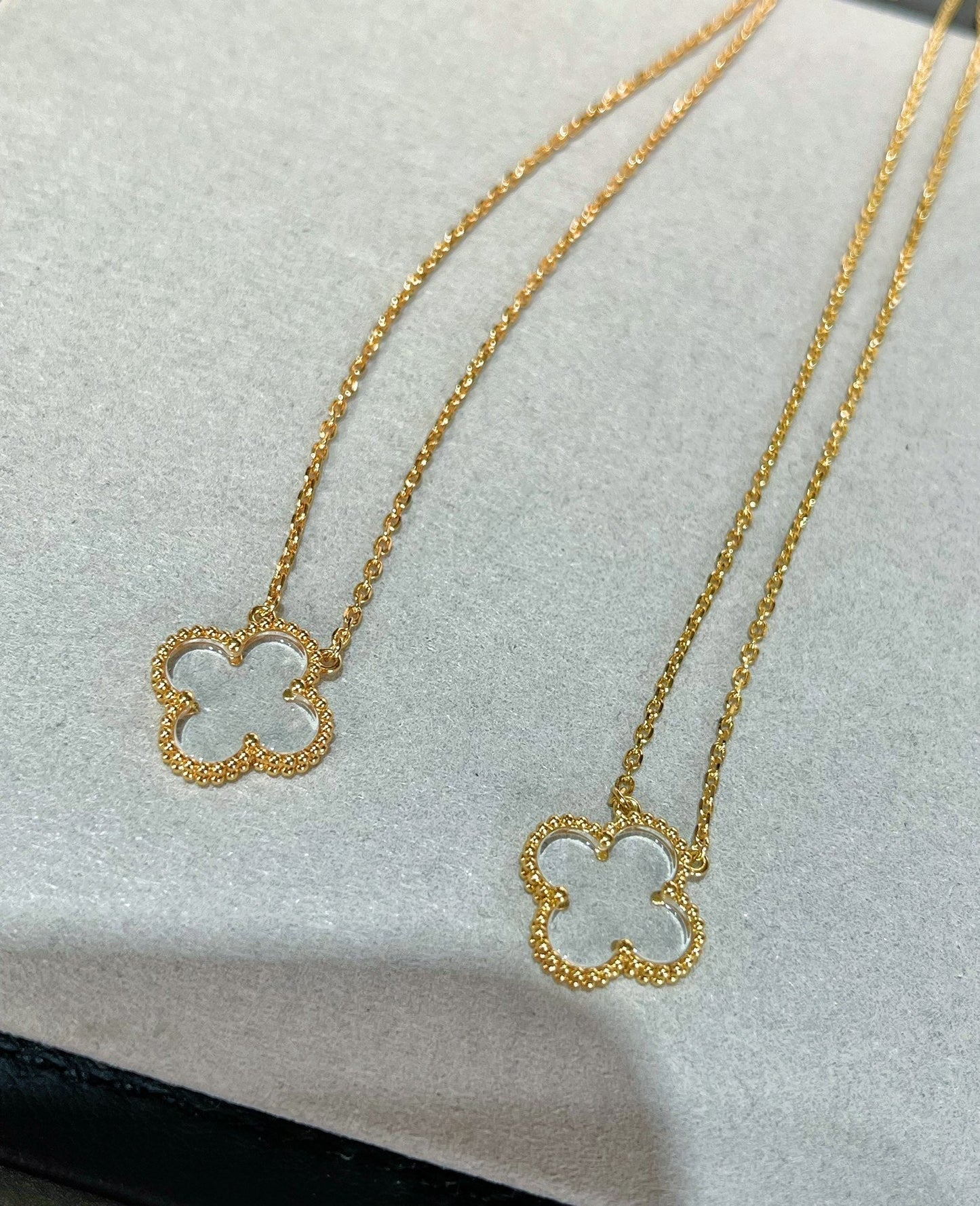 [Mystic Crown]CLOVER ROCK CRYSTAL ROSE GOLD NECKLACE