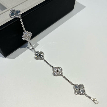 [Mystic Crown]CLOVER 5 MOTIF SILVER DIAMOND BRACELET